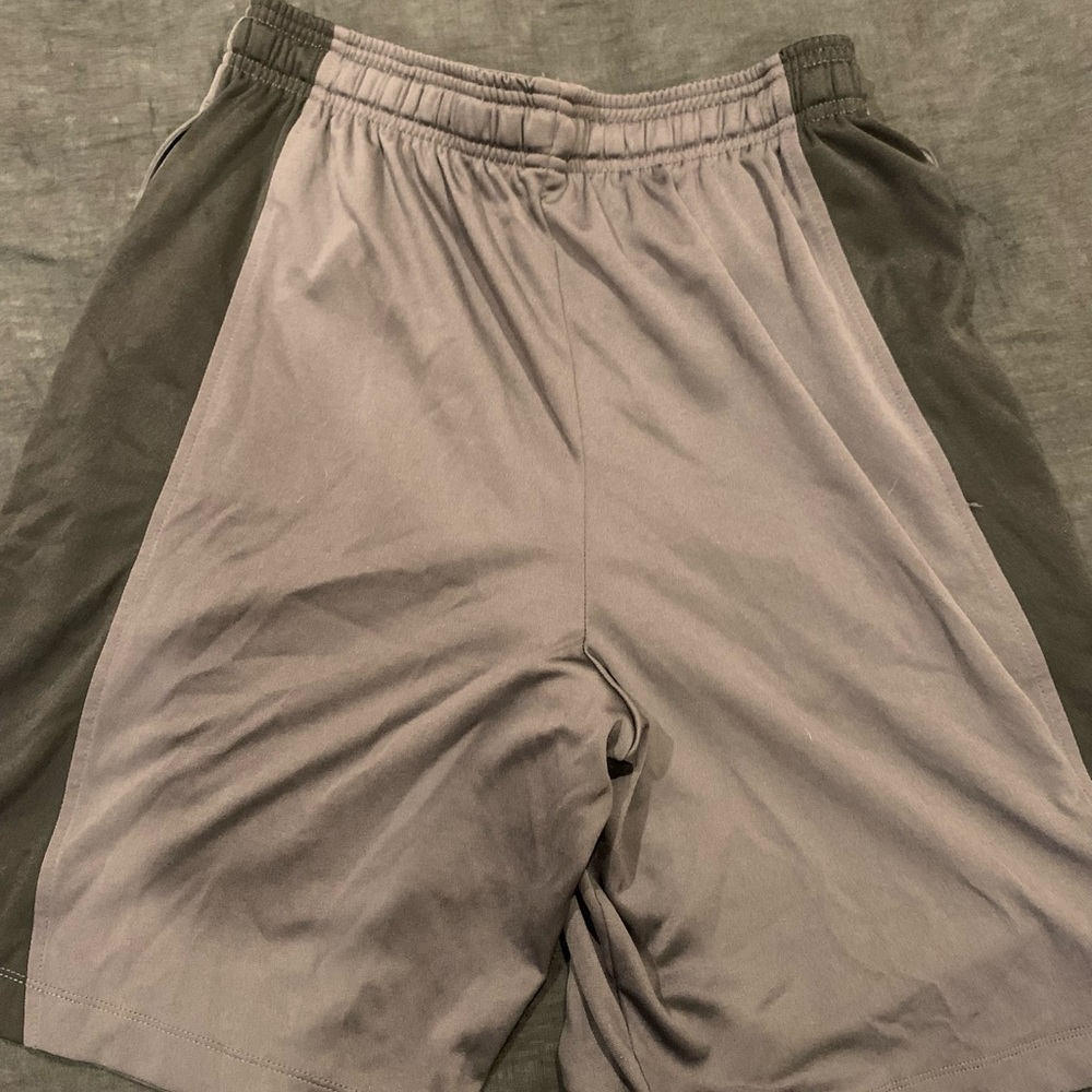bcg men’s shorts | Medium | Grey & Black